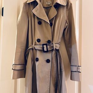 Tan Trenchcoat